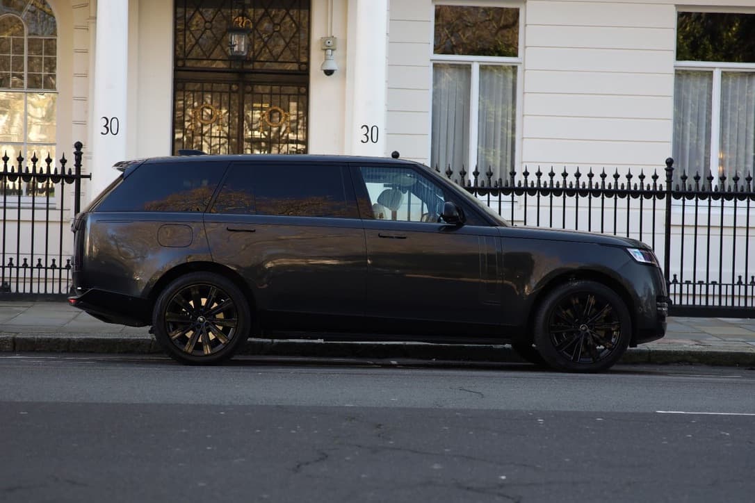 Multi-Stop Chauffeur Travel: One Driver, Complete Control