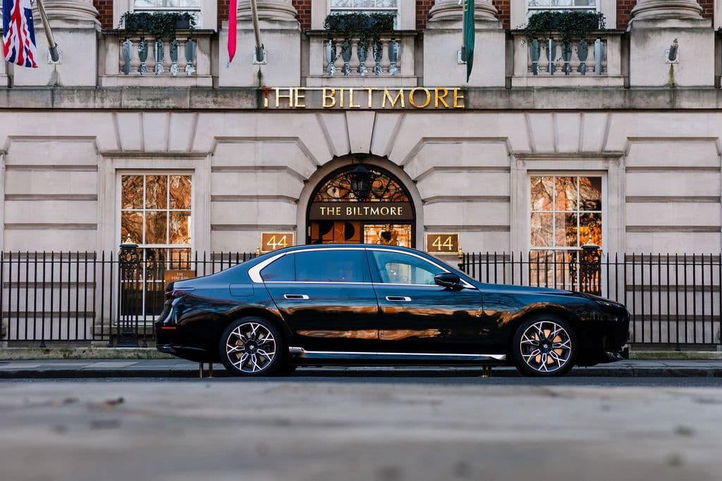 How Chauffeur Services Make Event Days Special: Weddings, Concerts & VIP Events