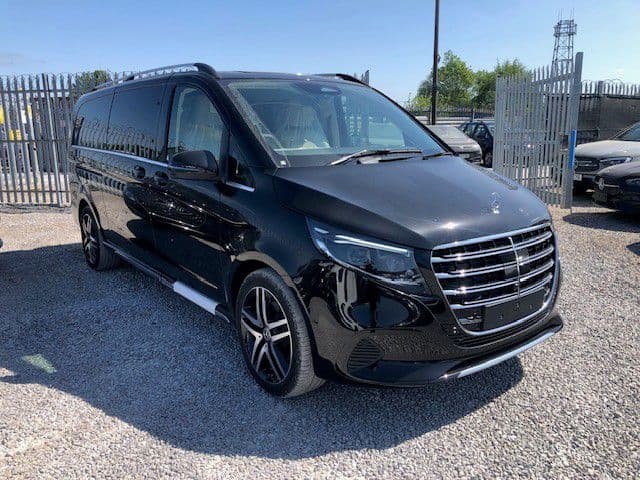 Mercedes V-Class photo 3